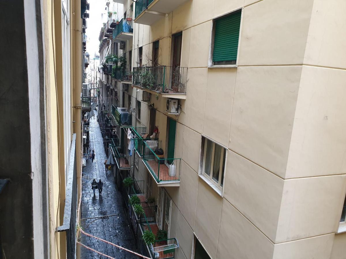 Affittacamere Nilo Napels Buitenkant foto