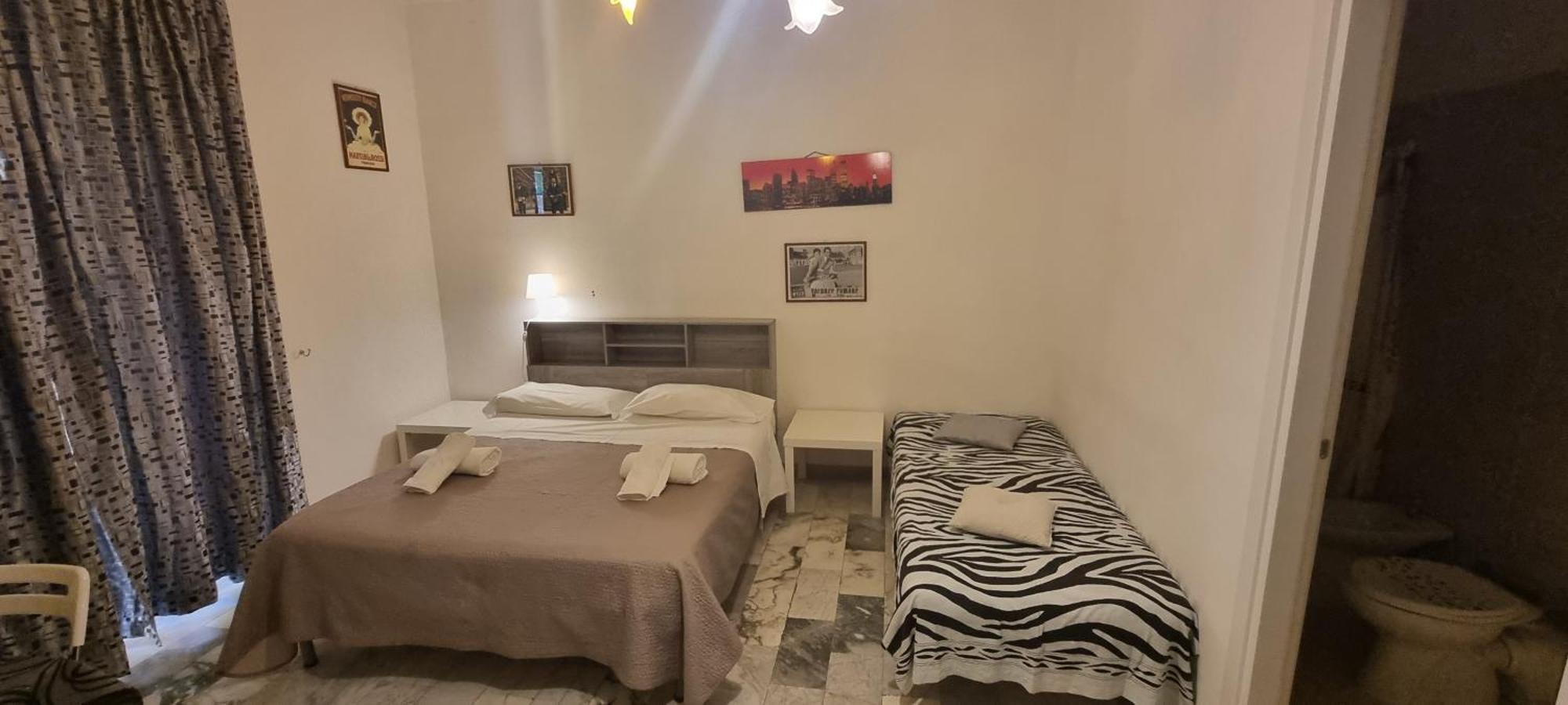 Affittacamere Nilo Napels Buitenkant foto